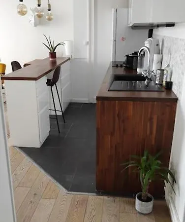 Appartamento Cosy Et Calme En Plein Coeur De Parigi